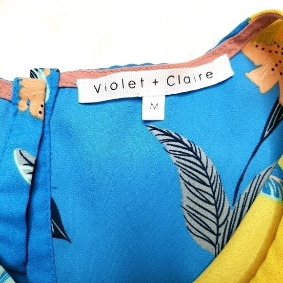 𝅺violet + Claire Floral Blouse - Picture 3 of 5